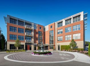 375 S Eton St UNIT 202, Birmingham, MI 48009