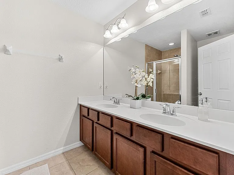 1380 Mill Stream Ln — Photo 9