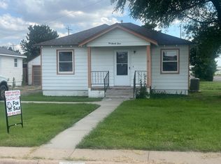 523 W West Plains St, Meade, KS 67864