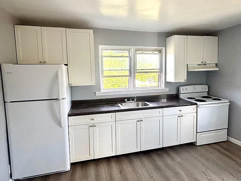 182 Haddon Ave #B — Photo 3