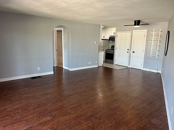 5th image of 2025 4th St Unit 205A