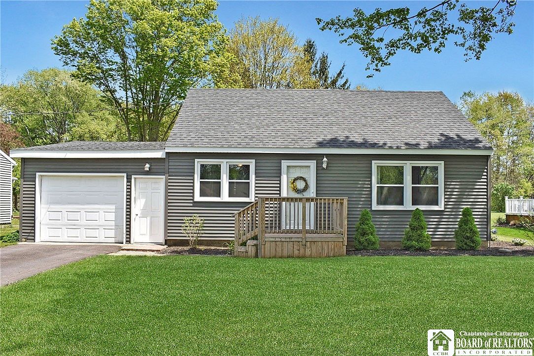 2906 Bentley Ave, Jamestown, NY 14701 Zillow