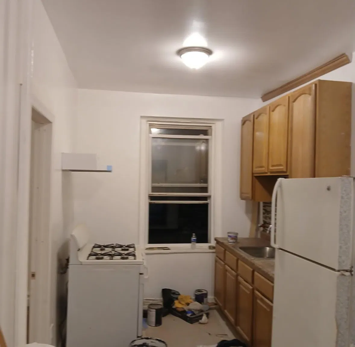2 bed, 700 sqft, $2,500 — Photo 2