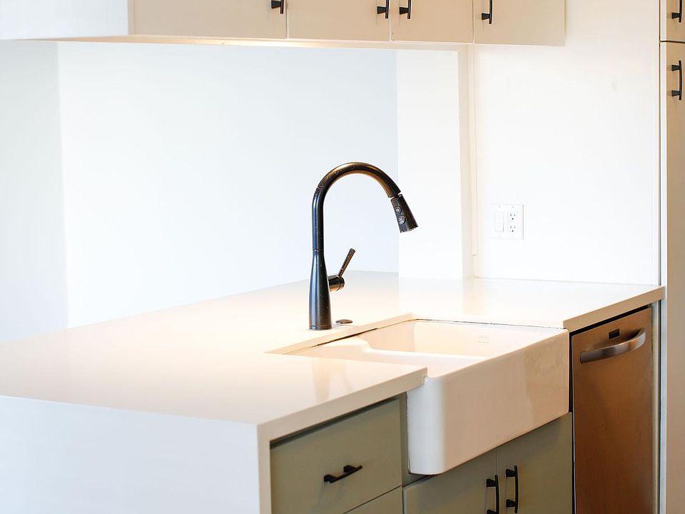 1st image of 372 Carroll Park E APT 209