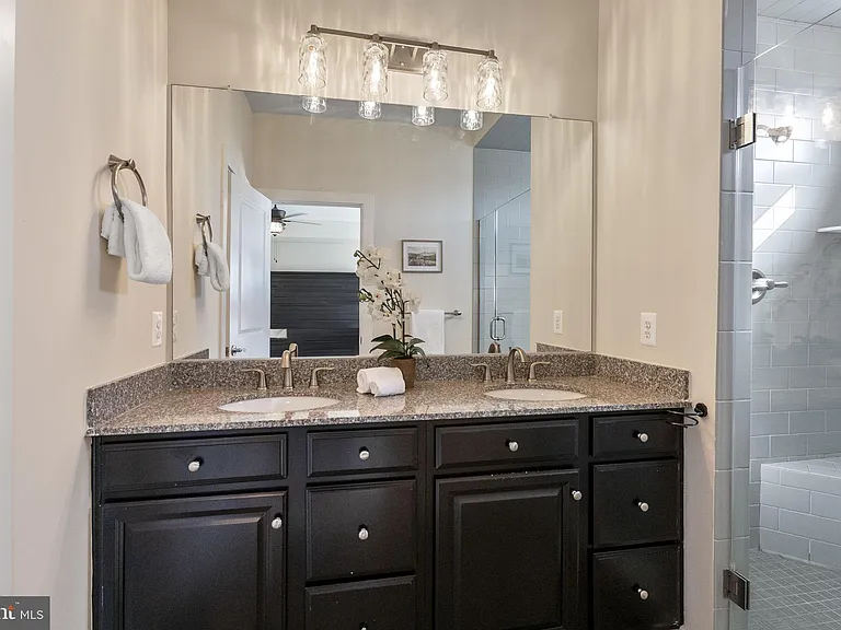 5313 Stream Bank Ln — Photo 23