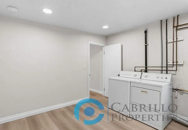 6311 Inman St — Photo 11