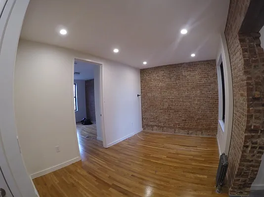 Rented by Bohemia Realty Group | media 49