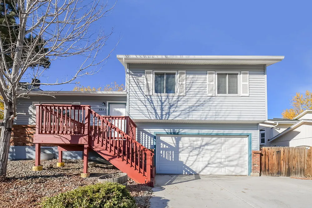 4 bed, 2.5 bath, 1642 sqft, $2,975 — Photo 1