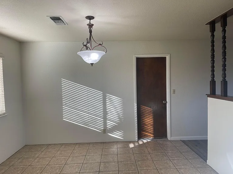 4350 Melody Ln — Photo 15