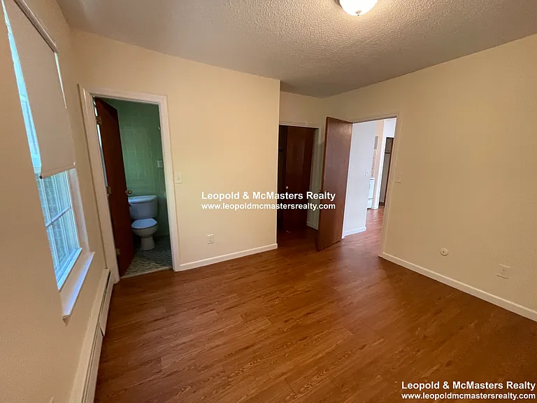 South Huntington Apartments — Photo 34