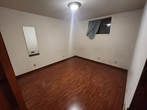 28 Josiah Ave Photo 1