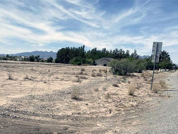 2nd image of 1641 Red Rock Dr