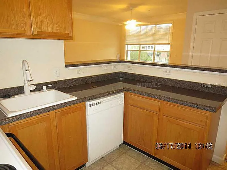 4802 51st St W #1321 — Photo 4