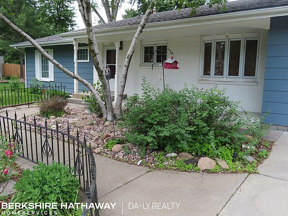 5th image of 1608 Ando Ave