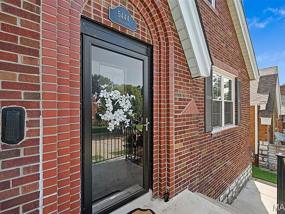 5th image of 5444 Tholozan Ave