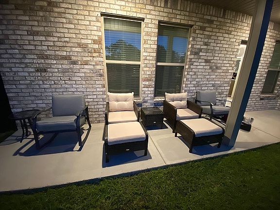 2nd image of 9523 Crimson Pointe Cir