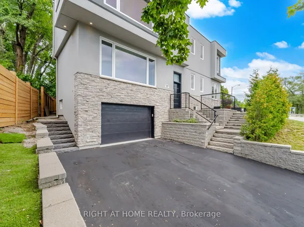 107 Trethewey Dr, Toronto, ON M6M 4B6