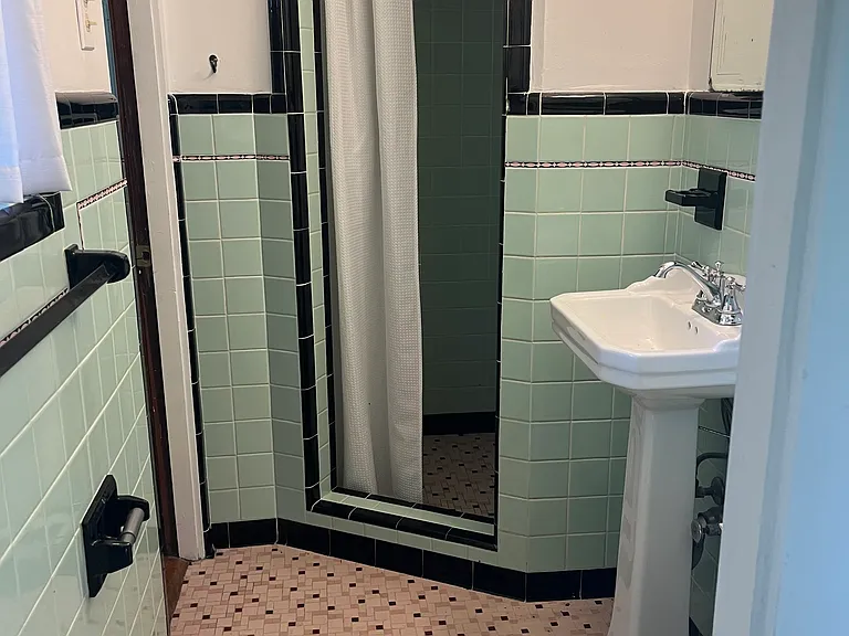 359 Howle Ave — Photo 11