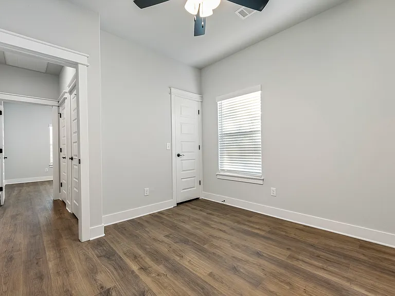 5 Stonehaven Dr — Photo 11