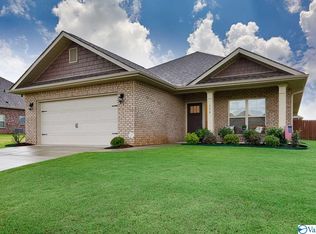 156 Lexi Ln, Meridianville, AL 35759