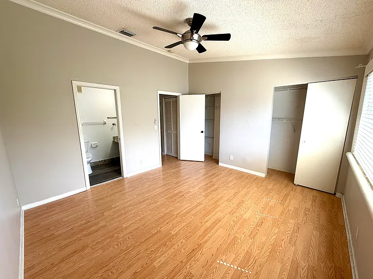 5662 NW 99th Way — Photo 20