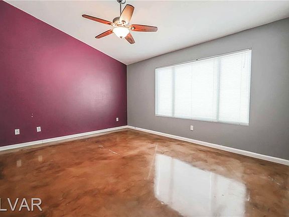 4th image of 1727 Heather Oaks Way