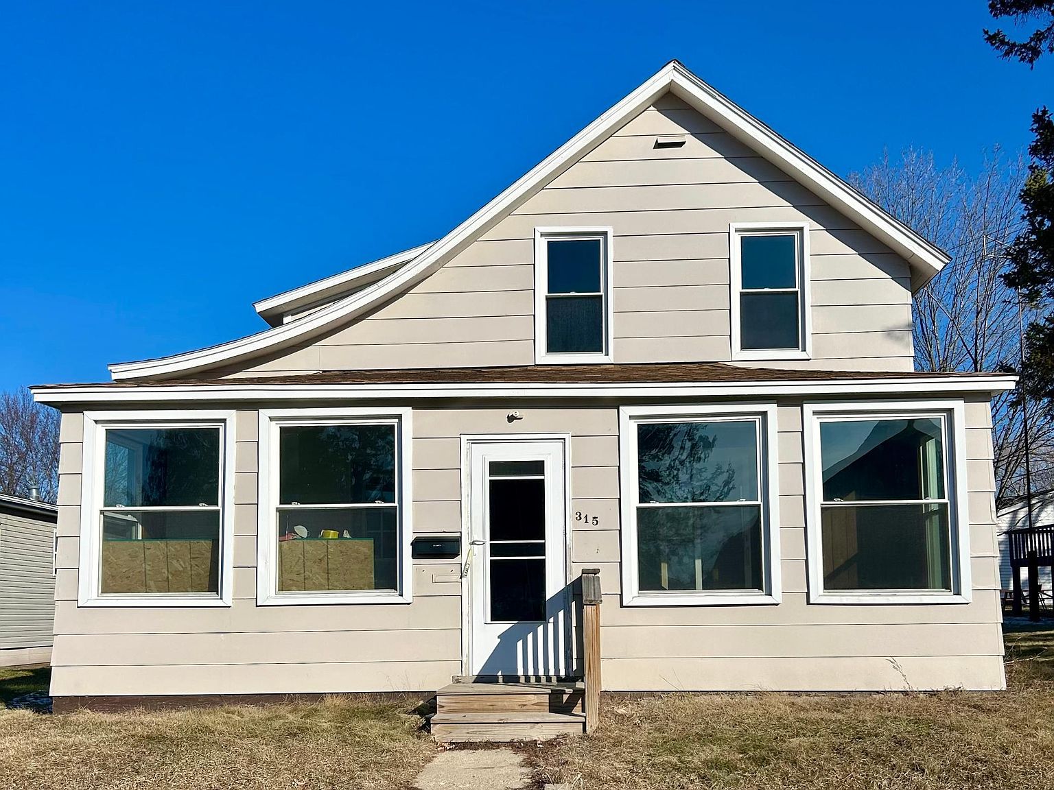 315 3rd Ave NW, Milaca, MN 56353 Zillow