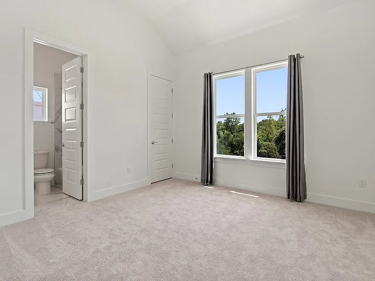 4503 Grassland Dr — Photo 20