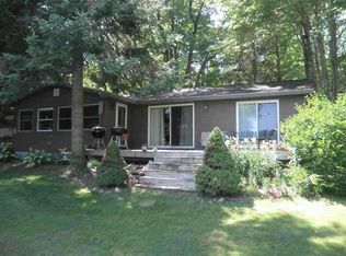 4672 Six Mile Lake Rd, East Jordan, MI 49727