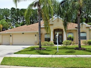 5818 Wedgefield Dr, Zephyrhills, FL 33541