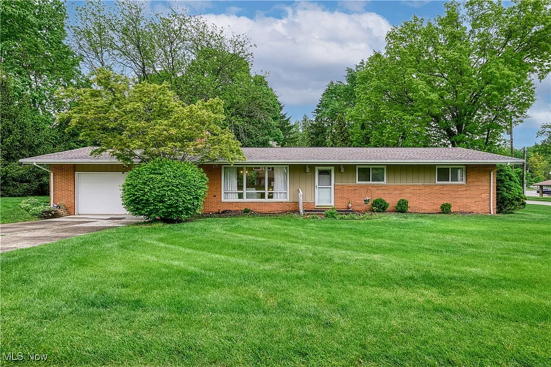 3133 Coy Dr photo 1