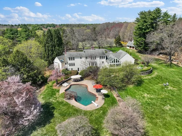 150 Dakin Rd, Sudbury, MA 01776