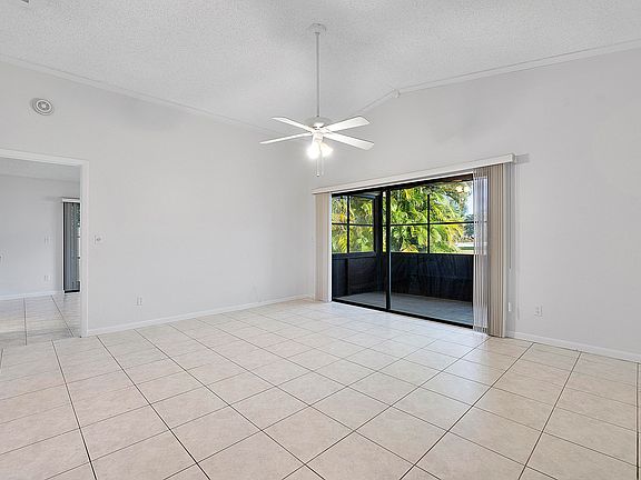 3rd image of 8 Grange Pl