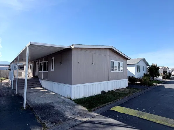 3555 S Pacific Hwy Space 141, Medford, OR 97501