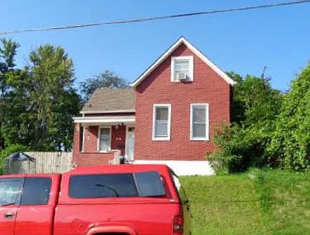 4142 Bingham Ave photo 1