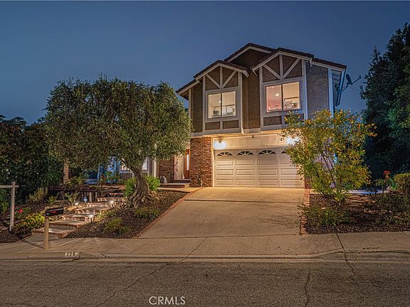 4th image of 326 Fox Ridge Dr
