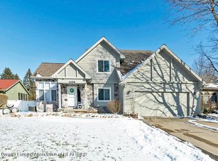 2688 Moreno Dr, Lansing, MI 48911