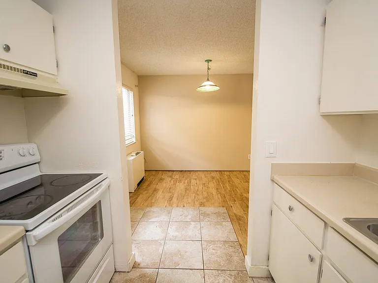 3161 Madison Ave — Photo 2