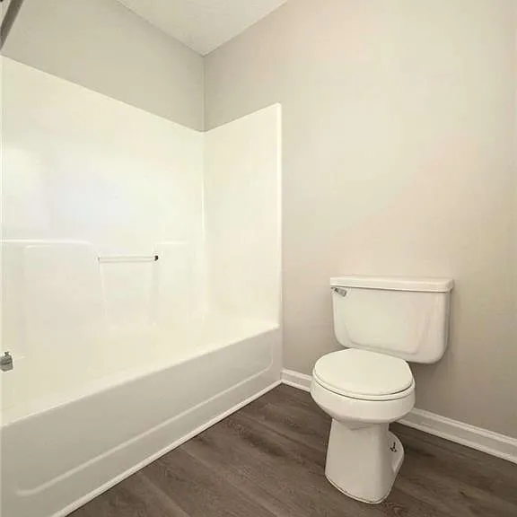 232 Hampton Dr — Photo 19