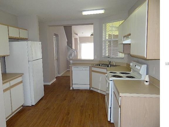 4th image of 6218 Olivedale Dr
