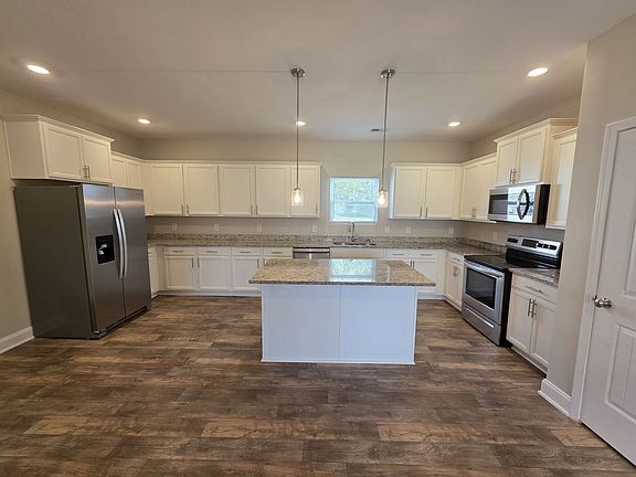 2nd image of 2260 Viking Ct
