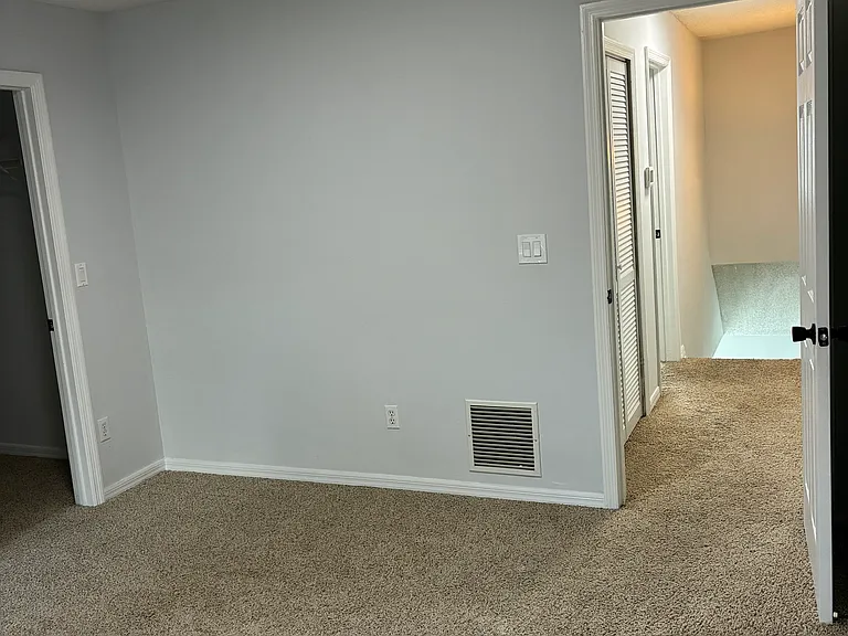 4692 Playschool Dr — Photo 26