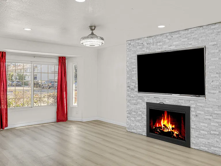 7701 Baird Ave — Photo 6