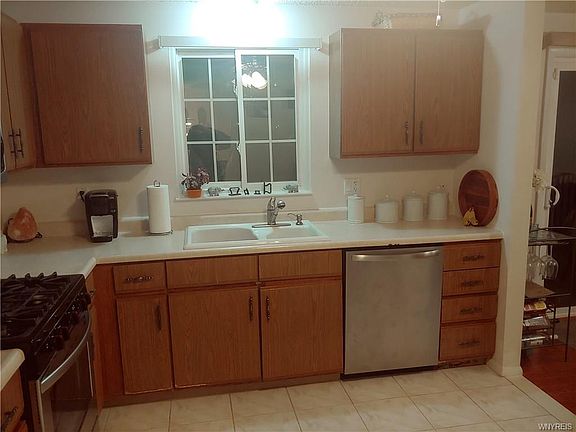 5th image of 5 Rushford Ln