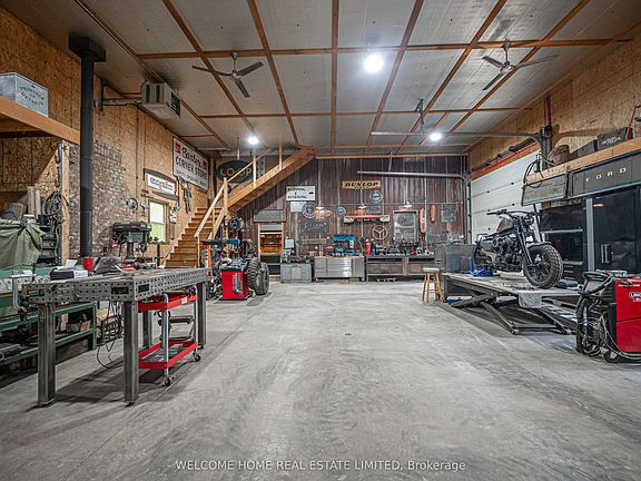 4th image of 8071 4th Line