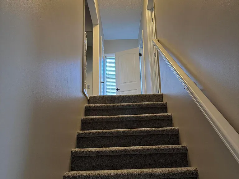 236 Kennedy Ave — Photo 15