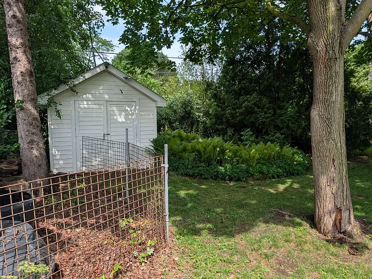 1311 Whittier Dr — Photo 44