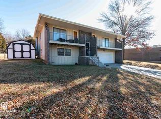 1245 W Spruce St, Junction City, KS 66441