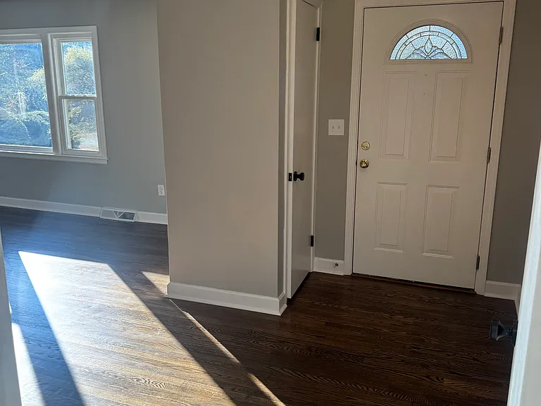 209 Brook St — Photo 21