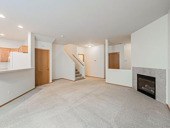 5th image of 1321 51st Pl NE #1903
